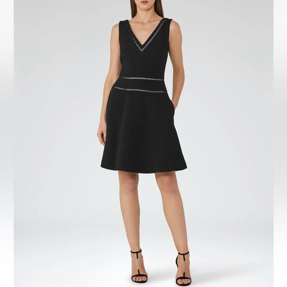 REISS NELLY BLACK FIT & FLARE DRESS SIZE 0 Black Pleated Formal - Picture 1 of 13